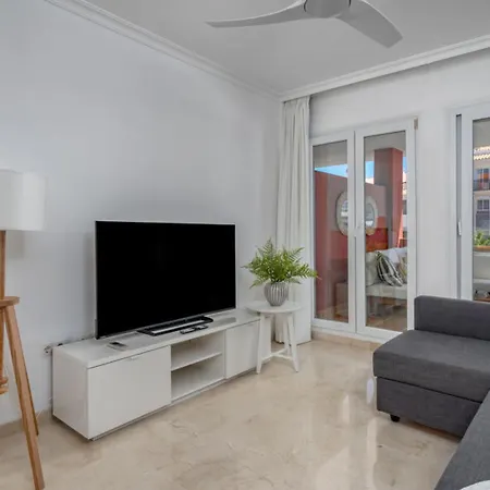 Global Aldea Hills - By Global Holidays 15467 *